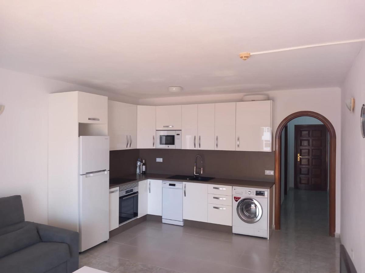 Victoria Court 2- Lovely Apartment 25 Arona  Dış mekan fotoğraf
